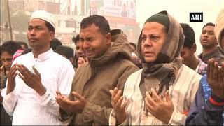 Muslims offer mass prayers during Bishwa Ijtema pilgrimage