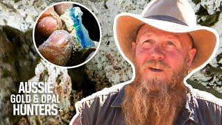 The Bushmen Drill Through Rock To Find MEGA 4KG Of Opal! | Outback Opal Hunters