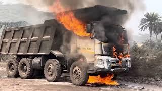 Best of Dangerous Idiots Fastest Truck & Heavy Equipment Fails | Extreme Truck Idiots at Work 2024