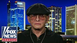 Fmr mobster Sammy 'The Bull' Gravano has a message for 'scumbag' politicians