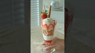 딸기파르페 Strawberry Parfait