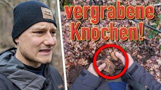 Ich finde KNOCHEN & Kuriose Dinge im FRIEDHOFS WALD  (Metalldetektor Schatzsuche)