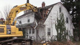 House Demolition 2, Old Georgetown