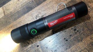 Milwaukee USB REDLITHIUM Rechargeable Flashlight 1100L - Worth Its Weight In Gold