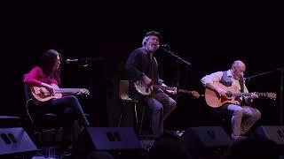 Chris Kavanagh - The Legend of Luke Kelly, sings ‘The Rare Ould Times' by Pete St John