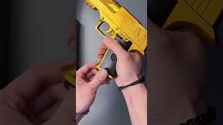 There isn't a man who wouldn't love to have a toy gun like this, is there?