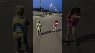 Осторожно: вооружены и очень весёлые!️#смех #лето #весело #девушка #дети #доча #подружки