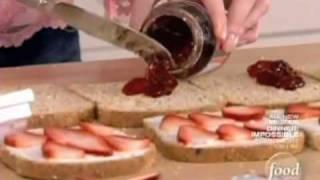 Sandra Lee - Nutty Star Sandwiches