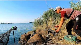 ЛЕЩ ПОШЕЛ! КЛЮЕТ УСТАНЕШЬ БЕГАТЬ  Рыбалка на острове