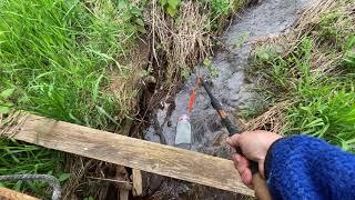 Gathering hard-to-reach water with a CNOC Vecto bag