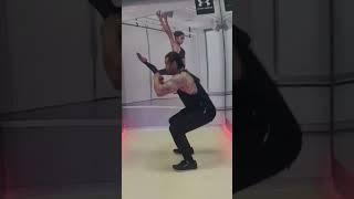 Упражнения - приседания         #спорт #sport #larrysport #тренер #гуру #врач #видео #упражнения