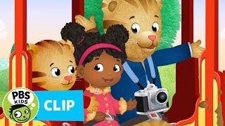 DANIEL TIGER'S NEIGHBORHOOD | Daniel Washes Trolley | PBS KIDS