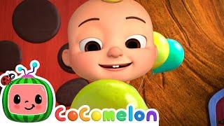 Playing with Balloons with my Best Buddies  | CoComelon Animal Time | Animals for Kids