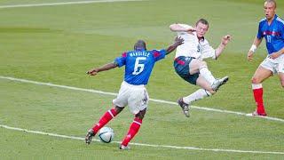 Wayne Rooney Defending like Maldini !!