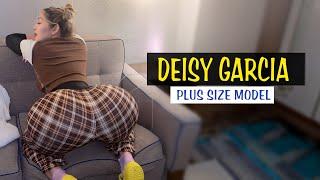 Deisy Garcia: Inspiring Plus-Size Fashion