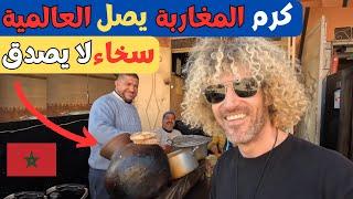 سائح ينصدم من ذكاء المغاربة – اكتشف المفاجأة التي أذهلته في المغرب!