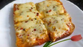 Yummy mayonnaise bread pizza 