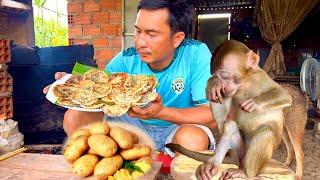 BiBi is happy when his Dad makes his favorite potato cake