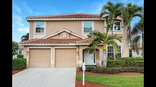 11117 Lakeland Cir - Pool Home For Sale in Gateway - Fort Myers, FL