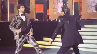 Ranveer Singh and Vicky Kaushal dance in filmfare award 2020