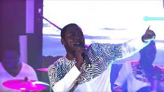 Oli Mugulu ft. Gideon Mulinde (Live)