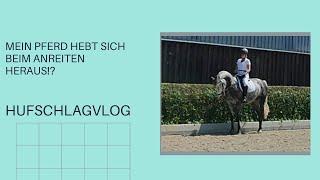 Mein Pferd hebt sich beim Anreiten heraus!?