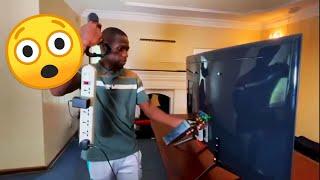 Zimbabwean Inventor unveils Worlds First Self-Powered TV