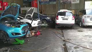 Suasana bengkel Spesialis Ford Jogja Om Sis JA Garage - Everest TDCI bunyi berdecit ketika AC hidup