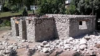 cómo construir una casa de piedra