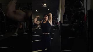 This alone will put size on em‍ #biceps #bicepsworkout #armworkout #arms #shortvideo #shorts