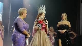 Награждение победительницы Ольга Миллер