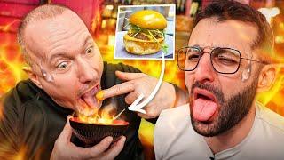 On goûte le burger le plus piquant de France !