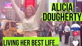 Alicia Dougherty from the Dougherty Dozen is living her best life….