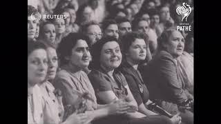 RUSSIA: ::British fashions on show in Moscow (1956)