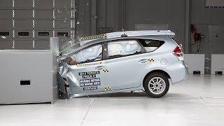 2015 Prius v driver-side small overlap IIHS crash test