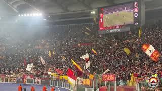 Roma - Bayer Leverkusen 1-0 Giallorossa è unica questa maglia è magica per me: coro della Curva Sud