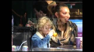 Angela Ermakova and her daughter Anna in Paris