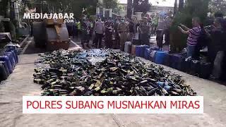 Jelang Lebaran, Ribuan Botol Miras Dimusnahkan