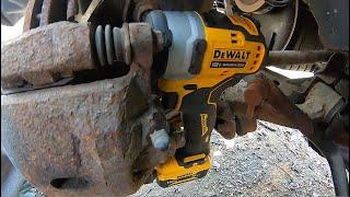 Dewalt DCF901 Impact Wrench Review