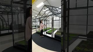 Дверь купе в торце и стенке теплицы. #заводтеплиц #теплица #greenhouse
