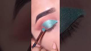 Smokey Cyan Eyeshadow Tutorials || Shilpa #shorts