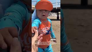 КРИСТИАН И ДАНИЭЛЬЧИК #shorts #иринапинчук #арайчобанян #baby #shortvideo #море #семья #beach #humor