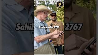 Christian Confronts Muslim About A Hadith | Hashim | Speakers Corner