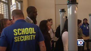 High schools in Broward County start the first day of school with metal detectors