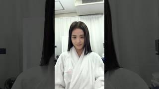 #지수 눈빛이 싹 변했지  #JISOO_FLOWER #지수꽃 #ME #JISOO #BLACKPINK #블랙핑크 #FLOWERchallenge