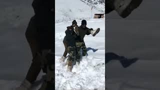 BSF camp masti Siachen glacier || Army lover status || #bsfstatus #armystatus #shorts #viral #army