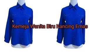 Preloved Kemeja Wanita Biru Kancing Emas