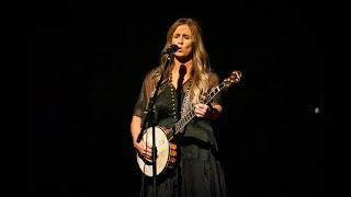 Kasey Chambers - Lose Yourself (Eminem Cover) LIVE @ Civic Theatre, Newcastle AU