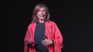 Momento Cangrejo. Pasar de un ciclo laboral a otro. | Mercedes Korin | TEDxSanNicolas