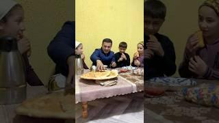 Падар кист?